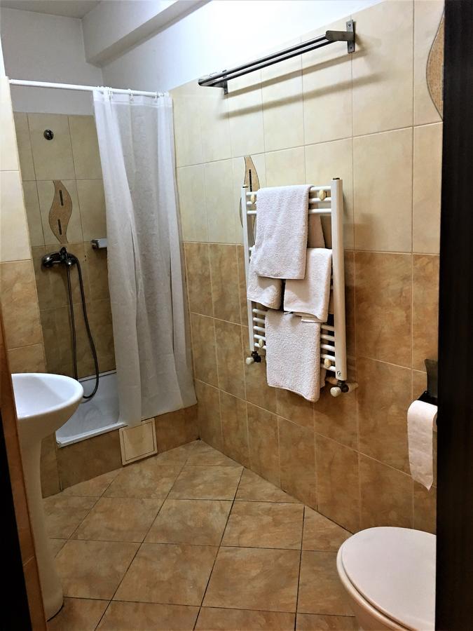 Hotel Taco Bucarest Extérieur photo