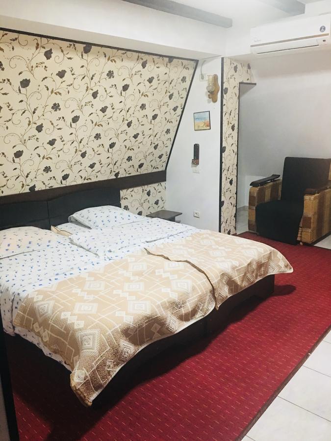 Hotel Taco Bucarest Extérieur photo