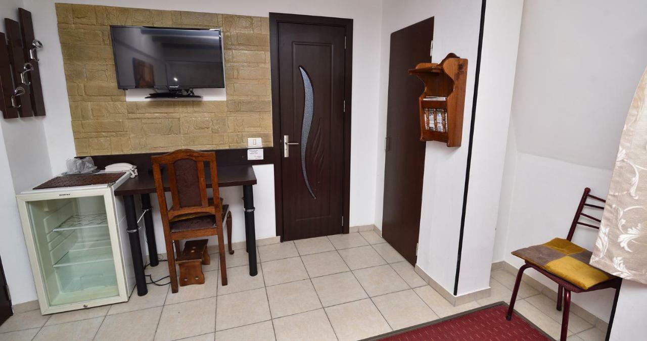 Hotel Taco Bucarest Extérieur photo